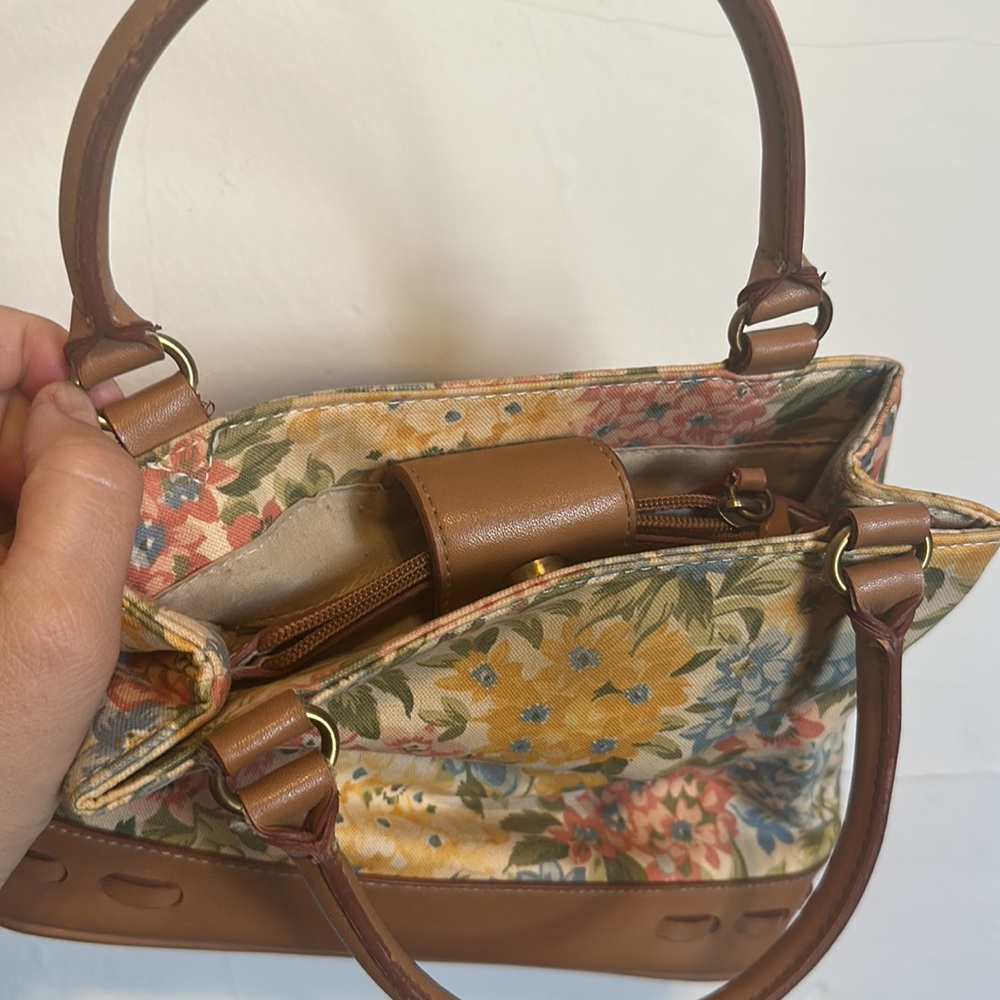 Floral Mini Handbag - Picture 2 of 4